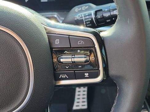 Used 2024 Kia Sorento SX FWD image 21