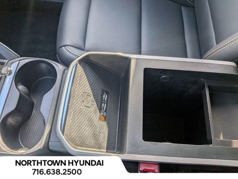 Used 2025 GMC Terrain Elevation w/ Elevation Premium Package image 18