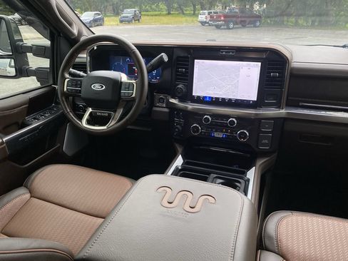 Used 2026 Ford F250 King Ranch w/ Chrome Package AWD/4WD image 15