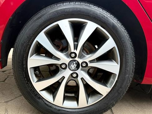 Used 2017 Hyundai Accent Value Edition image 39