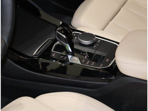 Used 2024 BMW X3 sDrive30i w/ Convenience Package w/ZPA RWD image 10