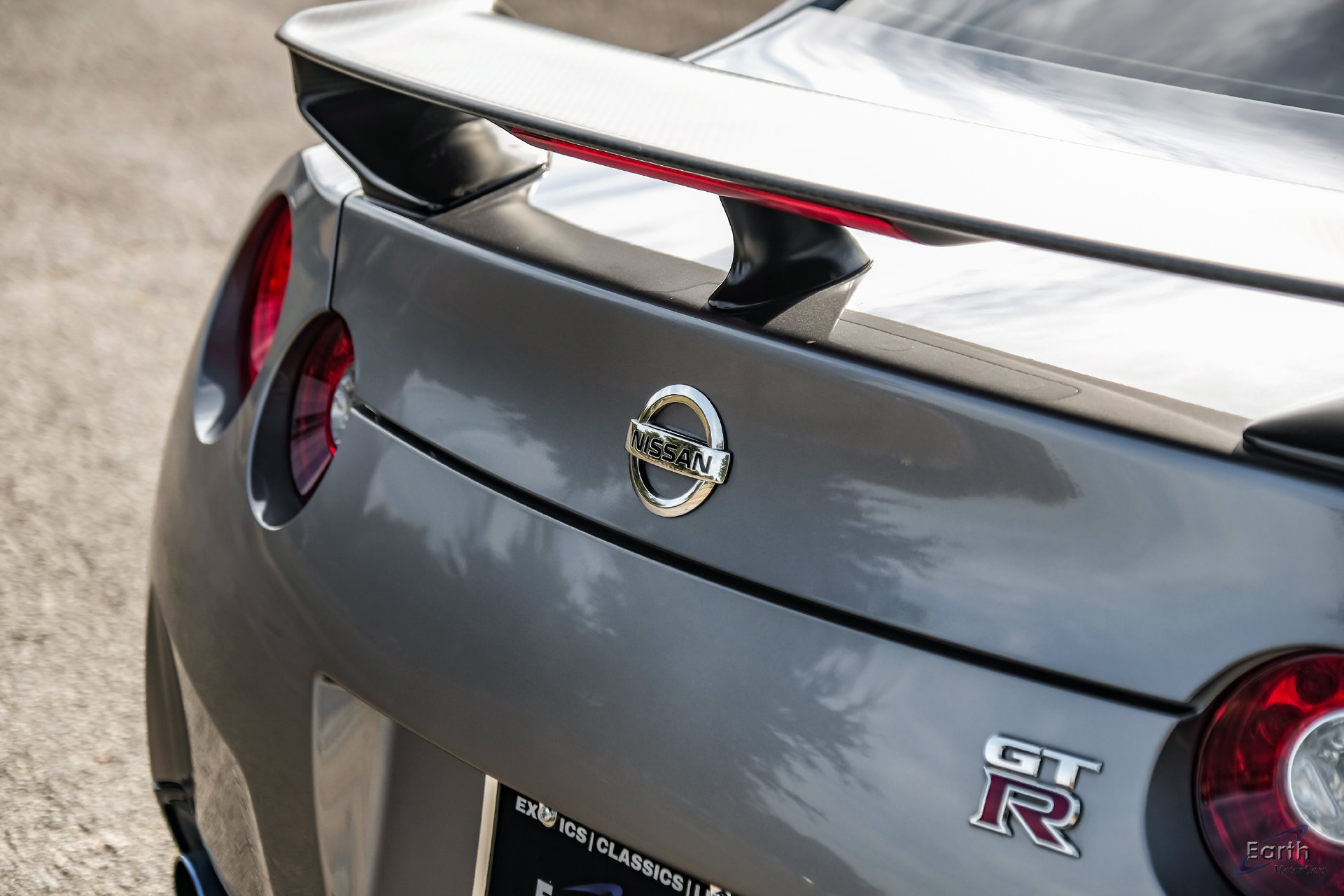 Used 2013 Nissan GT-R Black Edition AWD/4WD image 18
