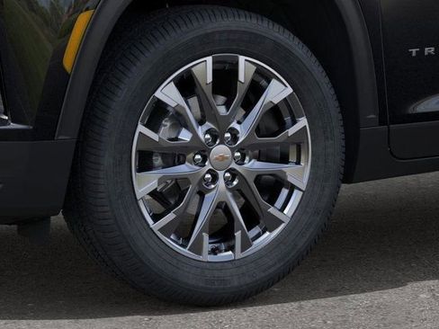 New 2026 Chevrolet Traverse LT w/ Sun and Wheel Package image 10