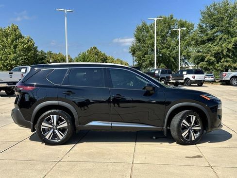 Used 2023 Nissan Rogue SL image 5