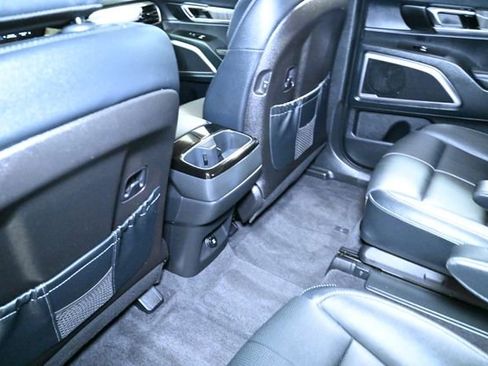 Used 2025 Kia Telluride EX w/ EX Captain's Chair Package image 42