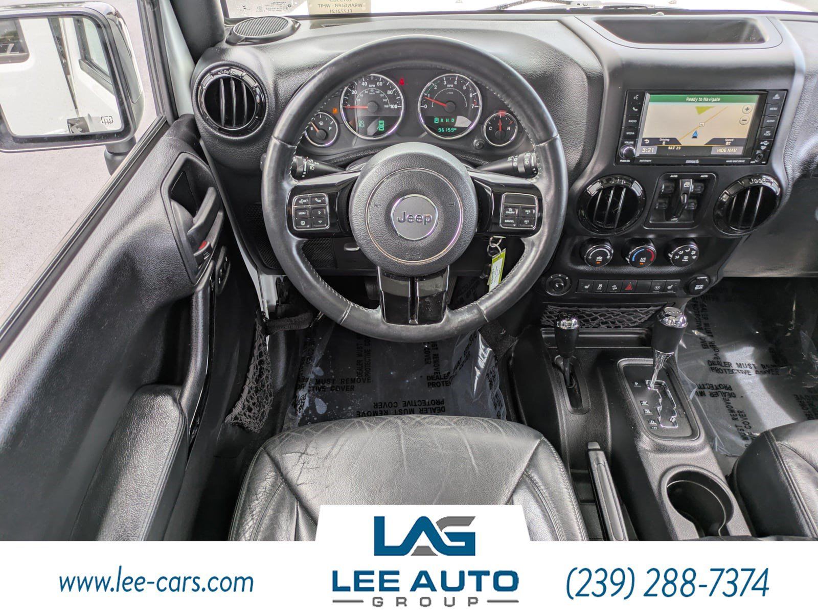 Used 2015 Jeep Wrangler Unlimited Sahara AWD/4WD image 13