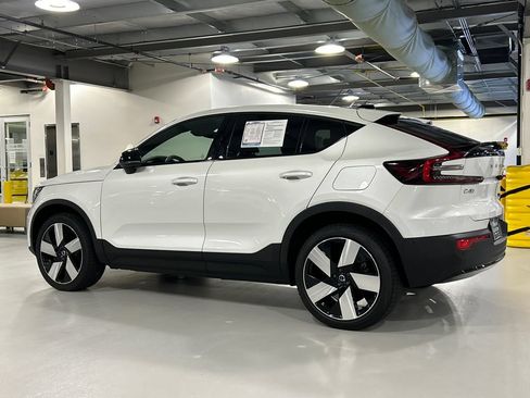 Used 2023 Volvo C40 P8 Recharge Ultimate AWD/4WD image 4