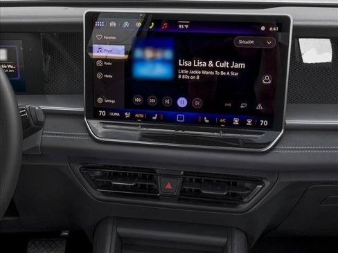 New 2026 Volkswagen Tiguan SEL R-Line AWD/4WD image 7