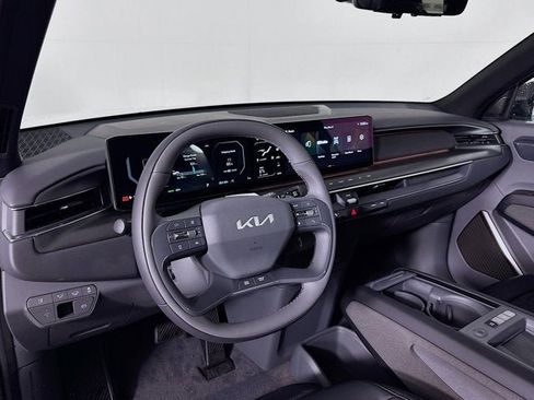 New 2026 Kia EV9 Land w/ Nightfall Edition Package image 13