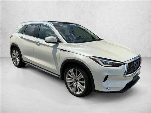 Used 2020 INFINITI QX50 Sensory w/ Proactive Package AWD/4WD image 3