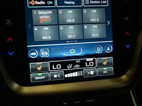 Used 2025 Subaru Outback Premium image 32