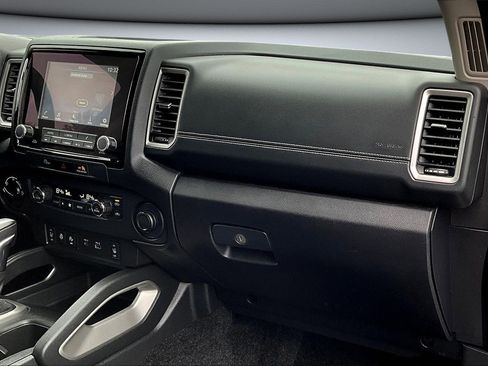 Used 2024 Nissan Frontier SL w/ Technology Package image 26