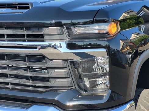Used 2024 Chevrolet Silverado 2500 LT w/ All Star Edition AWD/4WD image 7