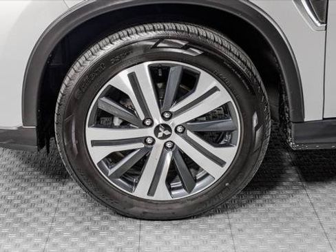 Used 2024 Mitsubishi Outlander Sport AWD image 32