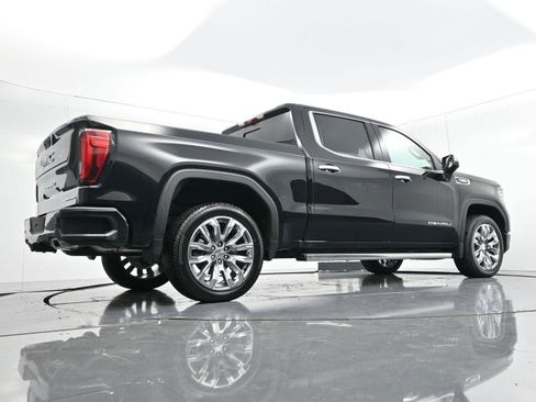 Used 2025 GMC Sierra 1500 Denali w/ Denali Reserve Package AWD/4WD image 47