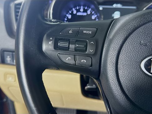 Used 2020 Kia Sedona EX w/ EX Premium Package image 14