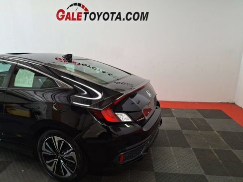 Used 2017 Honda Civic EX-T image 7
