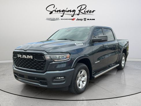 Used 2026 RAM 1500 Big Horn AWD/4WD image 3