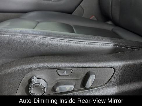 Used 2024 Cadillac XT4 Premium Luxury w/ Technology Package image 18