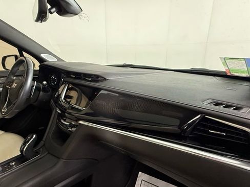 Certified 2023 Cadillac XT6 Sport w/ Technology Package image 34