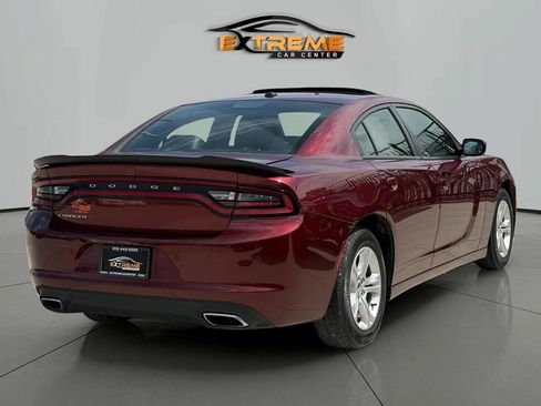 Used 2021 Dodge Charger SXT w/ Leather Interior Group RWD image 6