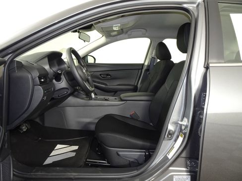 New 2025 Nissan Sentra S image 4