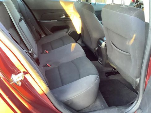 Used 2016 Chevrolet Cruze LT image 15