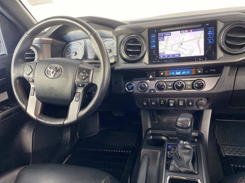 Used 2018 Toyota Tacoma TRD Pro AWD/4WD image 14