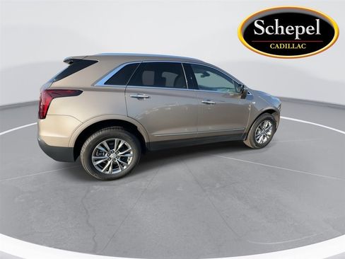 Certified 2023 Cadillac XT5 Premium Luxury image 8