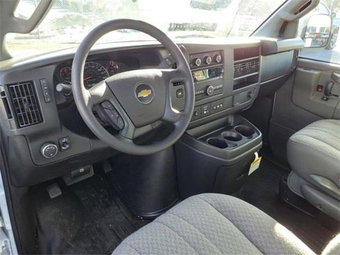 New 2024 Chevrolet Express 3500 w/ Power Convenience Package image 10