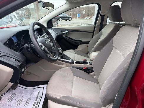 Used 2014 Ford Focus SE image 19
