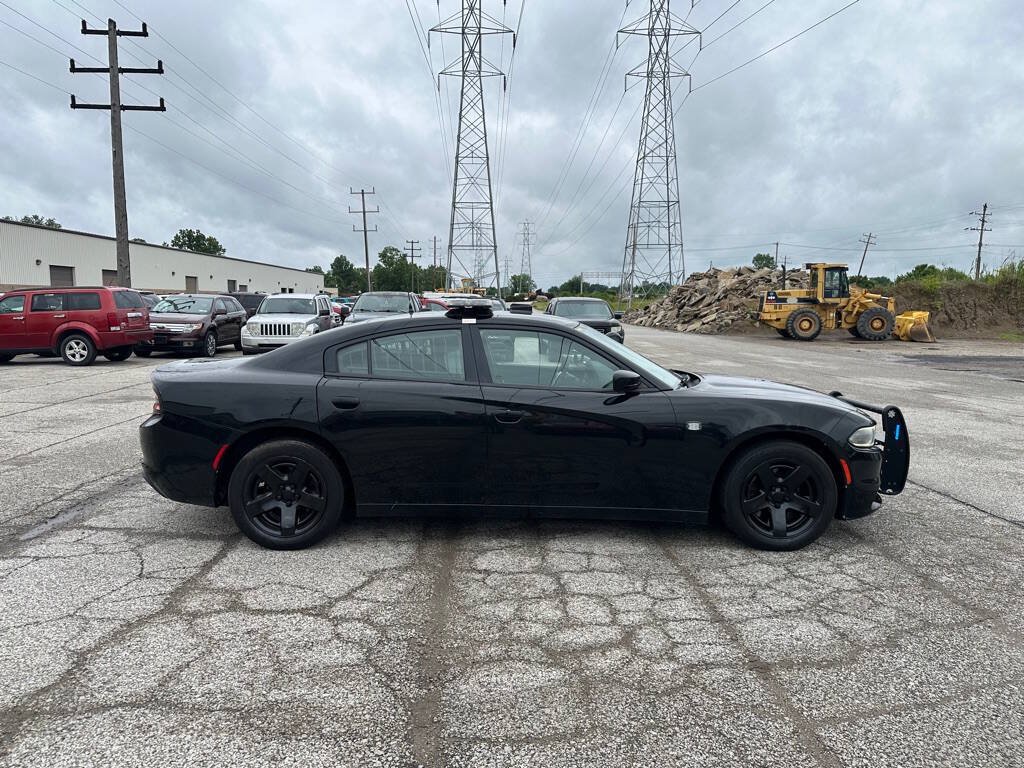 Used 2017 Dodge Charger Police w/ Fleet Park Assist Group RWD image 4