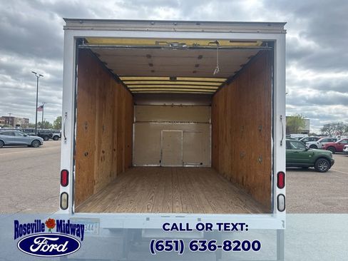Used 2011 Ford E-350 and Econoline 350 Super Duty w/ Payload Pkg RWD image 10