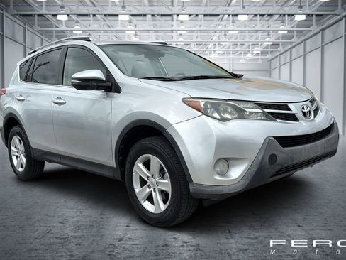 Used 2013 Toyota RAV4 XLE image 7