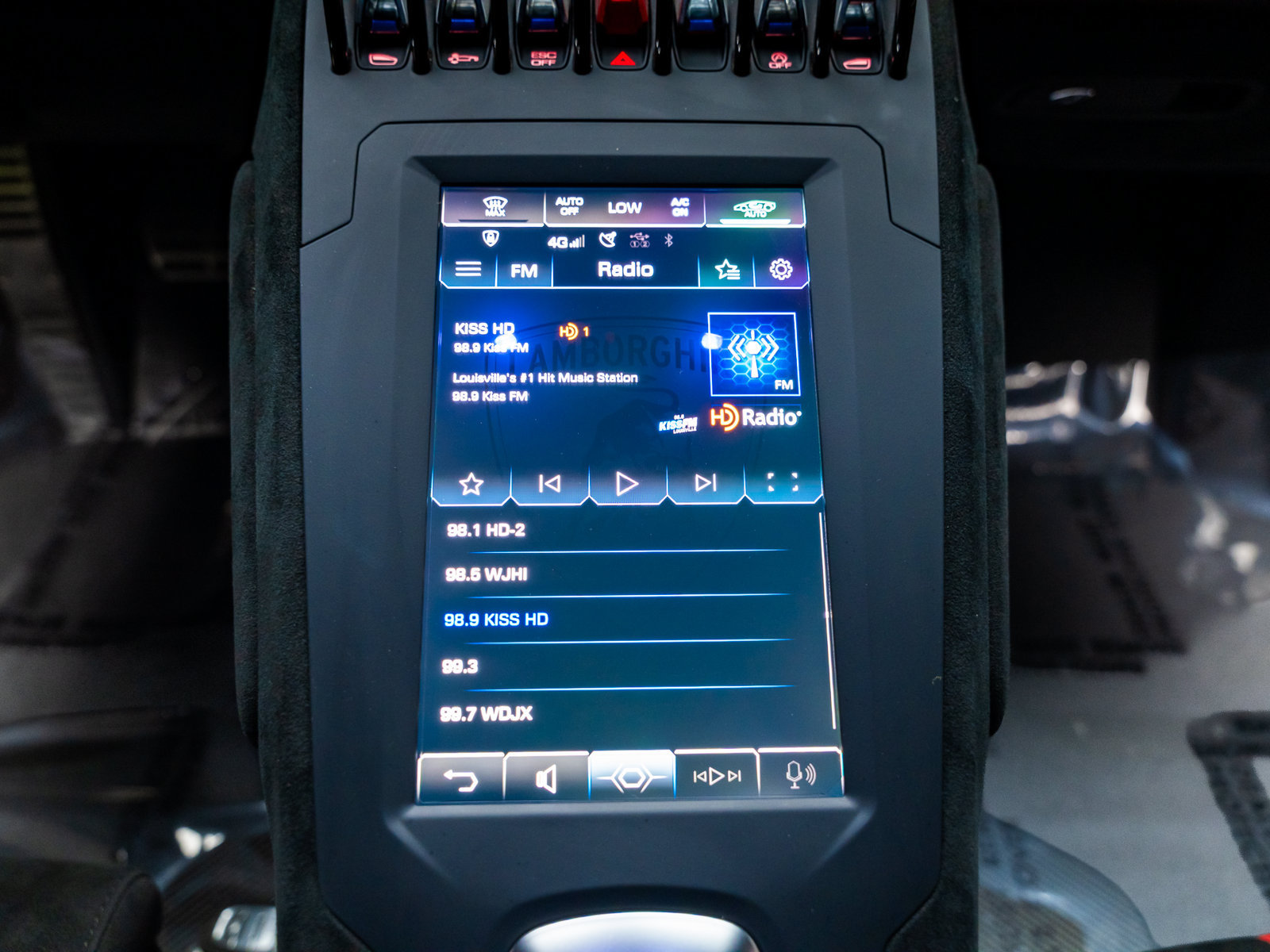 Used 2022 Lamborghini Huracan STO RWD image 67