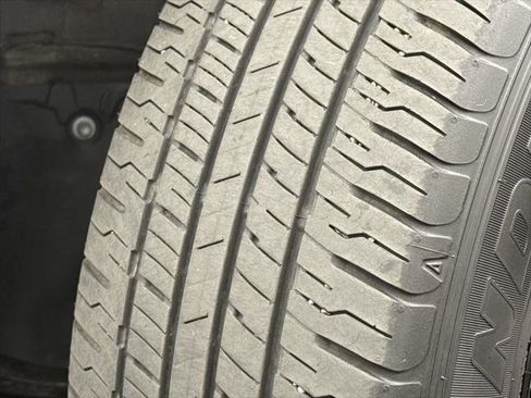 Certified 2025 Toyota RAV4 XSE image 38