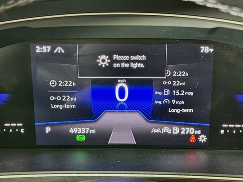 Used 2024 Volkswagen Tiguan SE AWD/4WD image 19