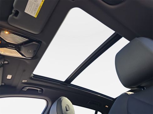 Used 2024 BMW X5 xDrive50e w/ Parking Assistance Package image 34