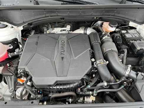 Used 2025 Hyundai Santa Fe SEL image 35