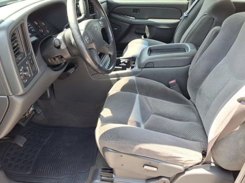 Used 2005 Chevrolet Silverado 2500 LS RWD image 11