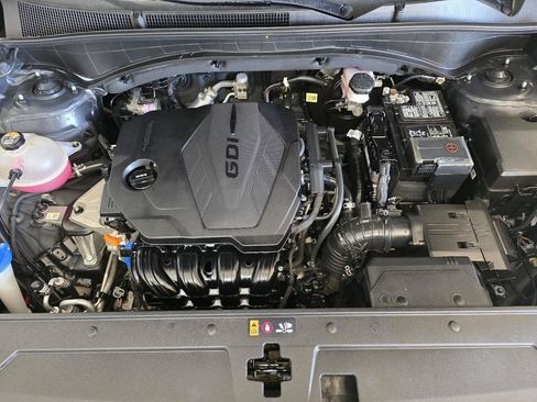 Used 2023 Hyundai Santa Fe SEL w/ Premium Package AWD/4WD image 6