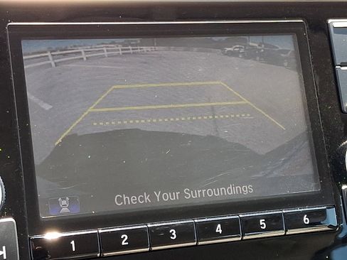 Used 2019 Honda CR-V LX image 17