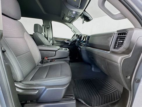 Used 2024 Chevrolet Silverado 1500 LT image 30