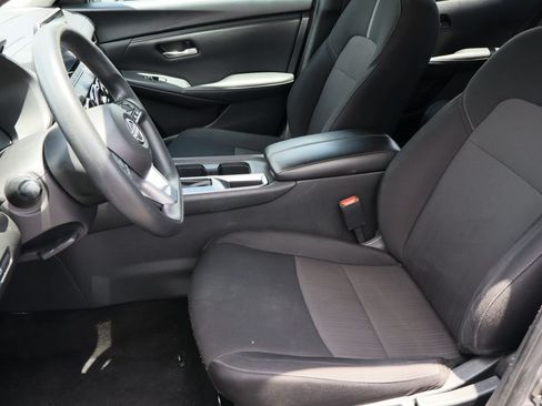 Used 2024 Nissan Sentra SV FWD image 21