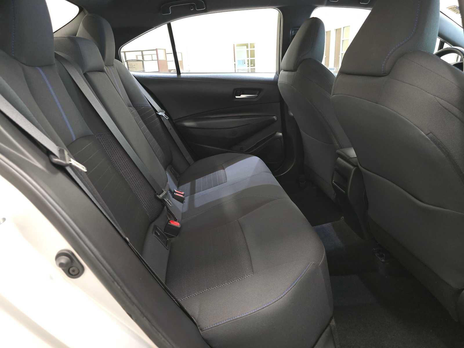 Used 2020 Toyota Corolla SE FWD image 25