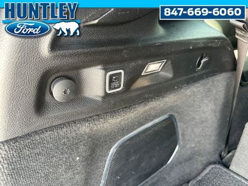 Used 2022 Jeep Grand Cherokee L Summit w/ Advanced Protech Group IV image 17