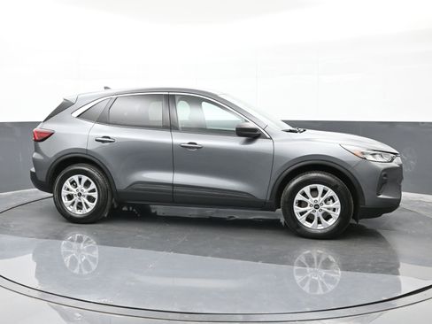 Used 2024 Ford Escape Active image 9
