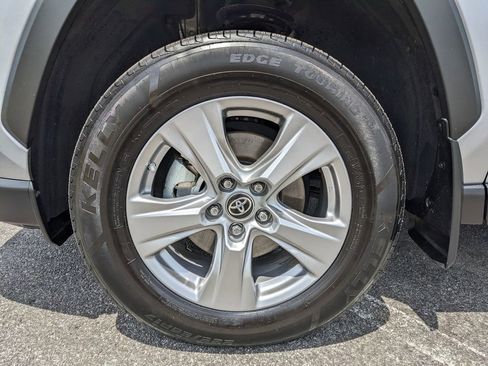 Used 2024 Toyota RAV4 LE image 5