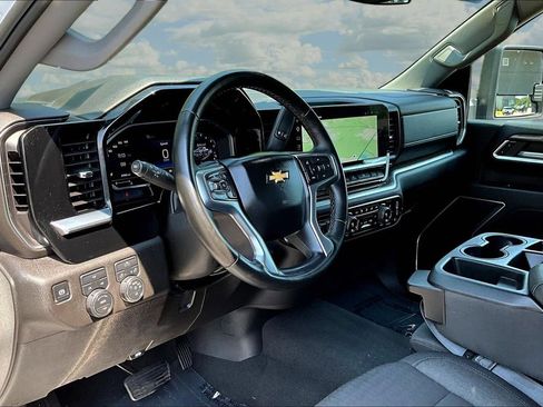 Used 2025 Chevrolet Silverado 2500 LT w/ Convenience Package AWD/4WD image 20