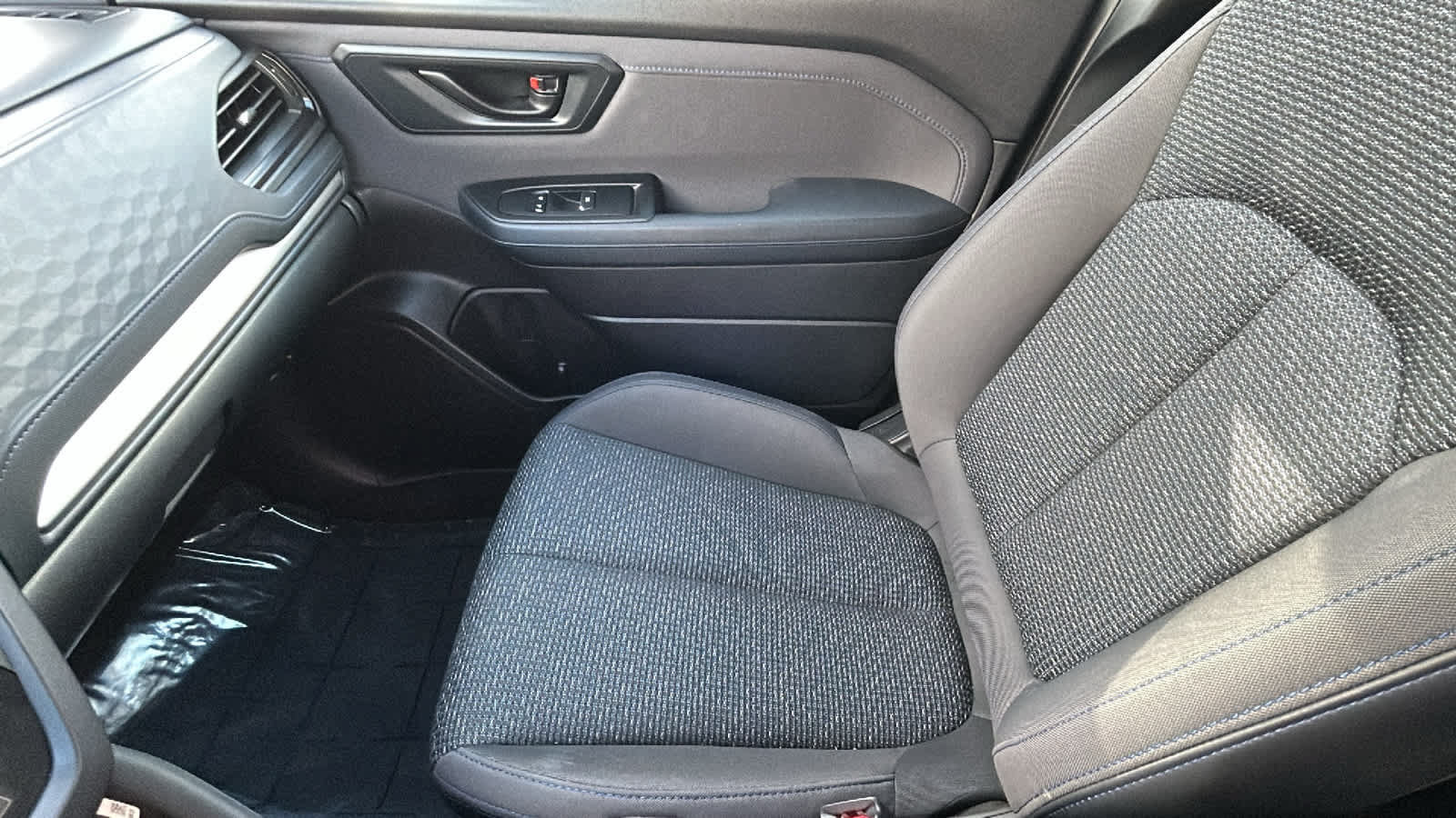 Used 2026 Subaru Forester Premium AWD/4WD image 13